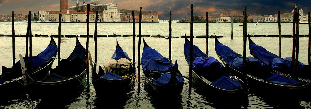 Gondoles à Venise